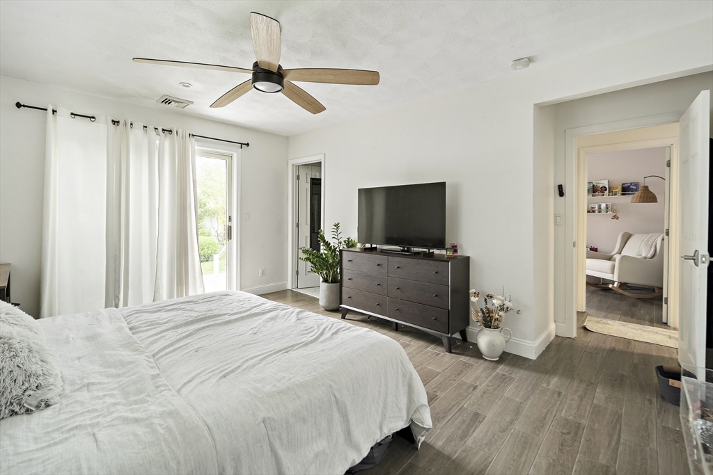 2 bed, 2 bath apartment for rent at 50 Triton Ave Unit N/A, Point Shirley — photo 16 of 25