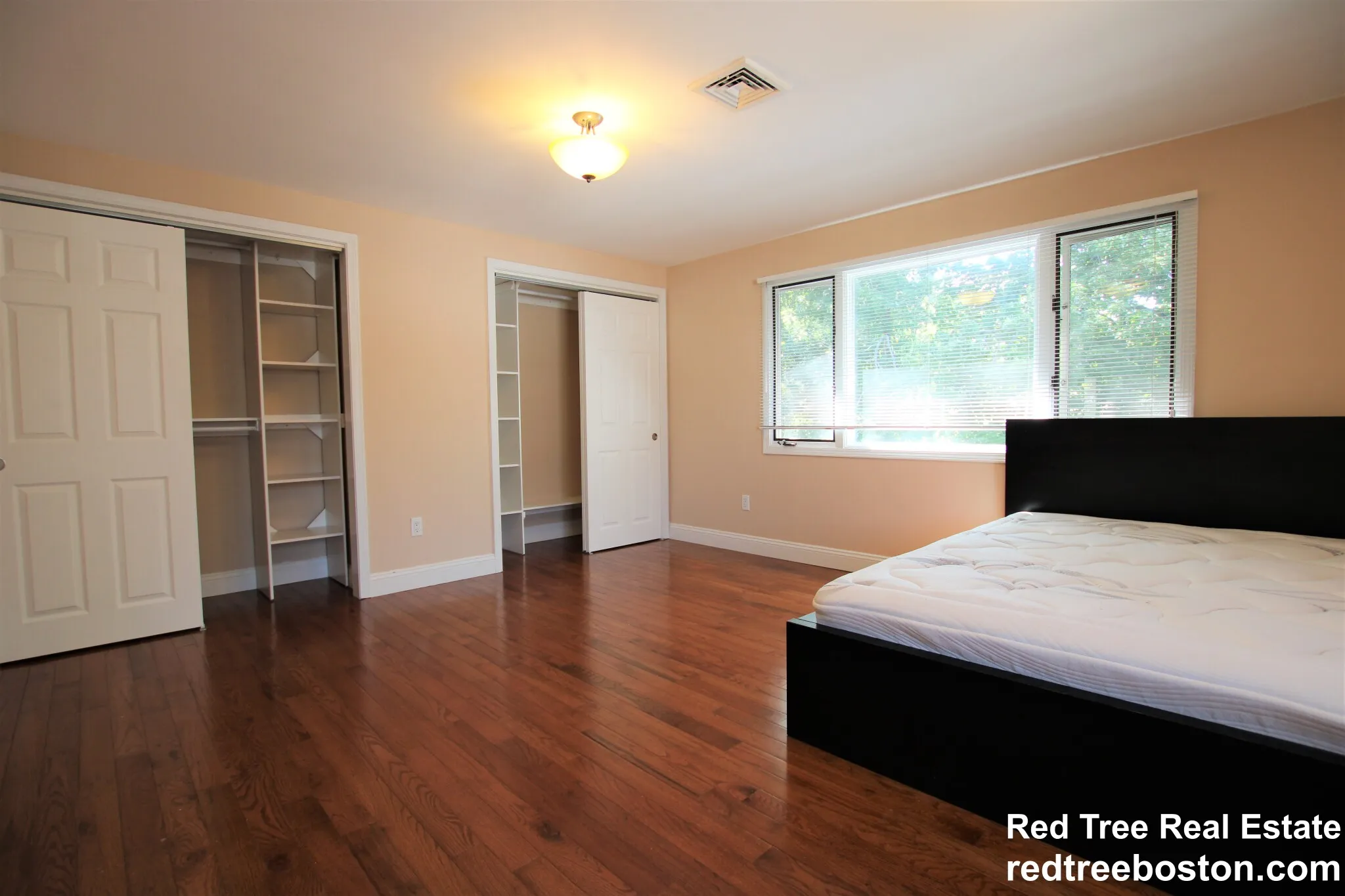 4 bed, 2.5 bath apartment for rent at 50 Undine Rd Unit 8, Brighton — photo 11 of 18
