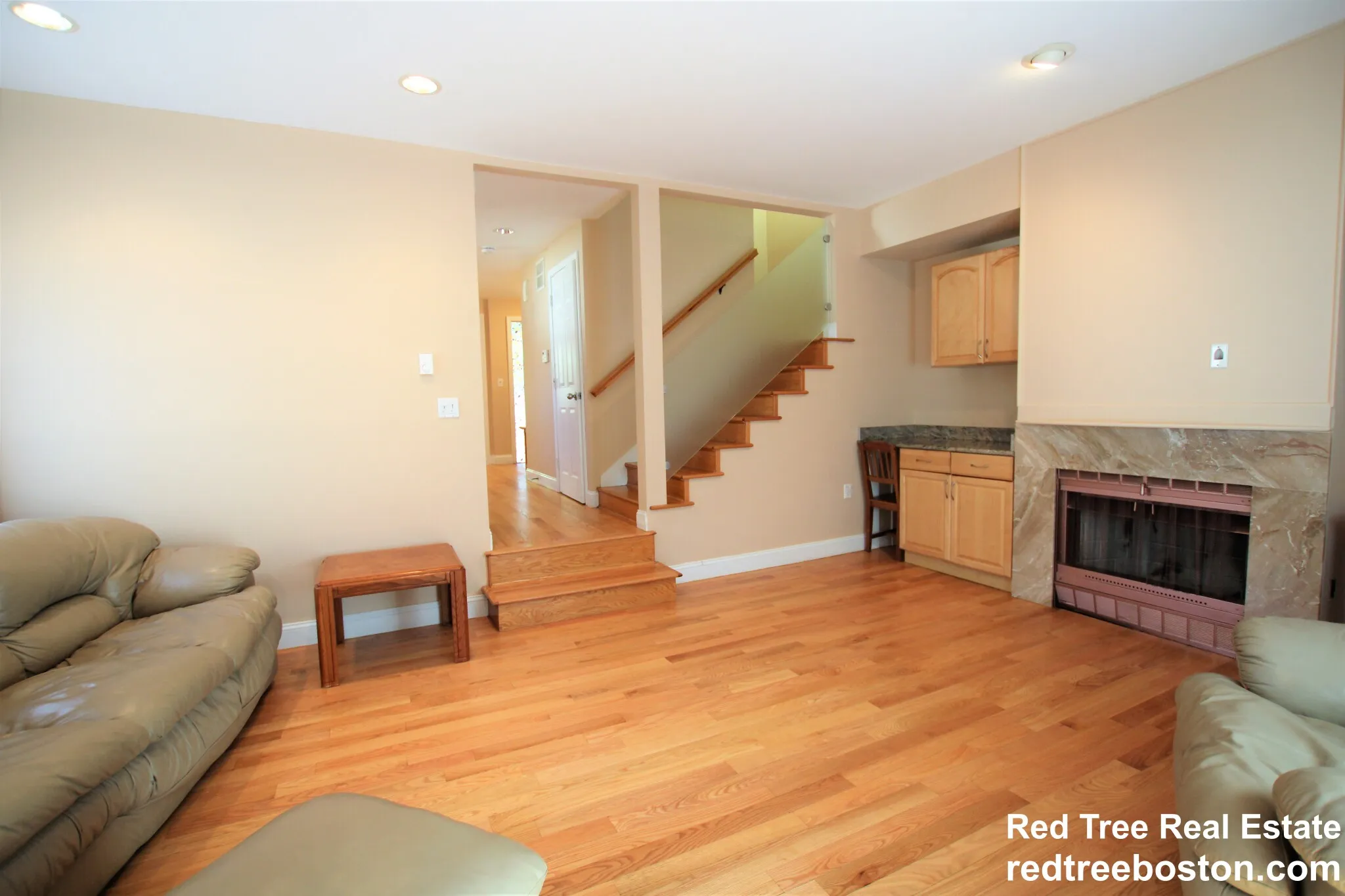 4 bed, 2.5 bath apartment for rent at 50 Undine Rd Unit 8, Brighton — photo 5 of 18