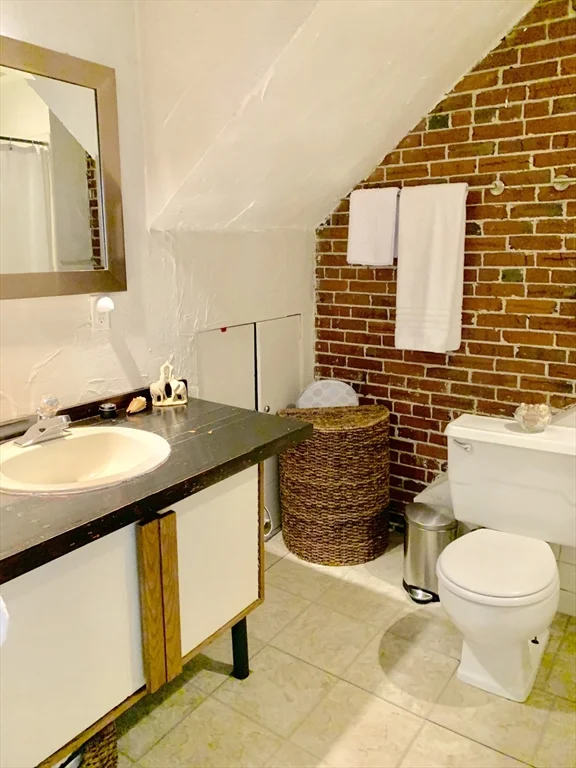 2 bed, 1 bath apartment for rent at 50 Union Park Unit 2, South End — photo 8 of 14