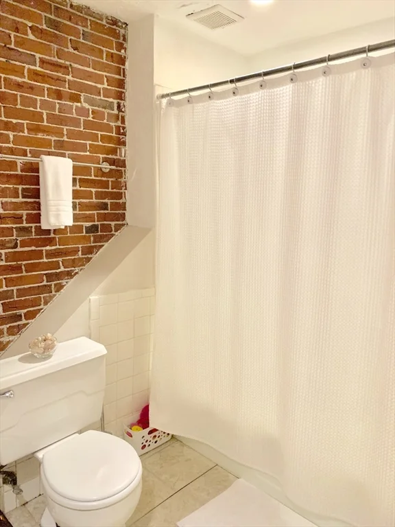 2 bed, 1 bath apartment for rent at 50 Union Park Unit 2, South End — photo 9 of 14