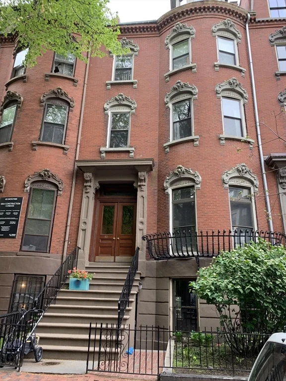2 bed, 1 bath apartment for rent at 50 Union Park Unit 2, South End — photo 13 of 14
