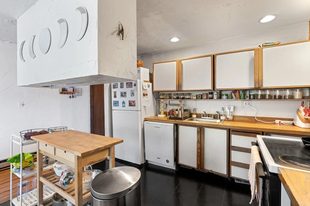 2 bed, 1 bath apartment for rent at 50 Union Park Unit 3, South End — photo 10 of 24