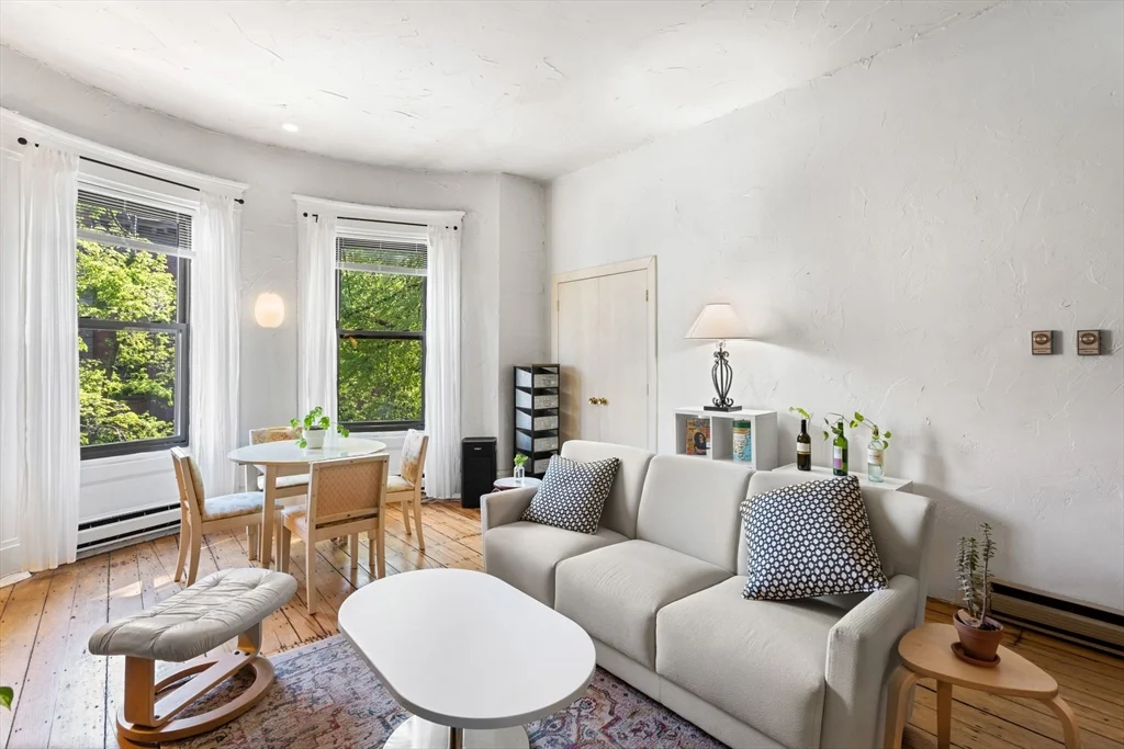 2 bed, 1 bath apartment for rent at 50 Union Park Unit 3, South End — photo 3 of 24