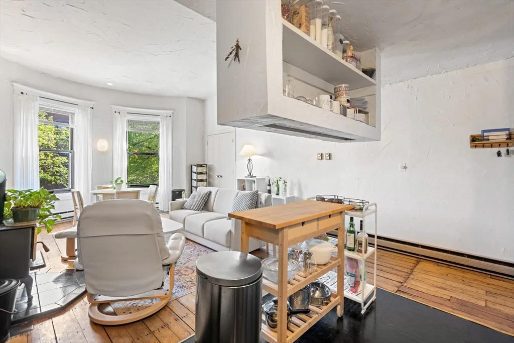 2 bed, 1 bath apartment for rent at 50 Union Park Unit 3, South End — photo 9 of 24