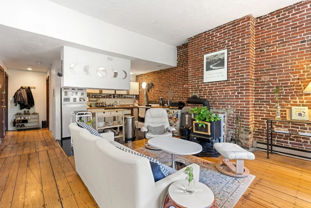 2 bed, 1 bath apartment for rent at 50 Union Park Unit 3, South End — photo 2 of 24