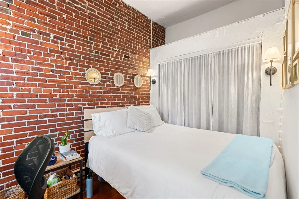 2 bed, 1 bath apartment for rent at 50 Union Park Unit 3, South End — photo 15 of 24