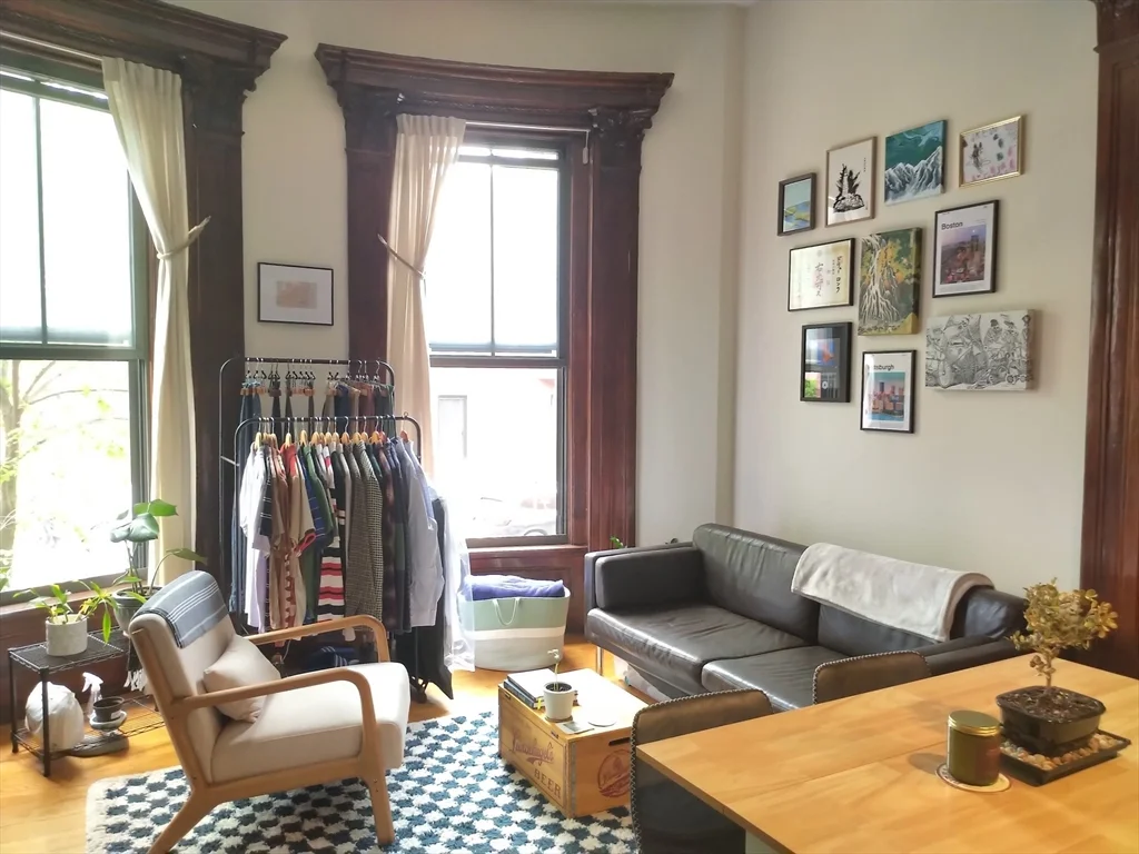 Studio bed, 1 bath apartment for rent at 50 Waltham St Unit 3, South End — photo 3 of 8