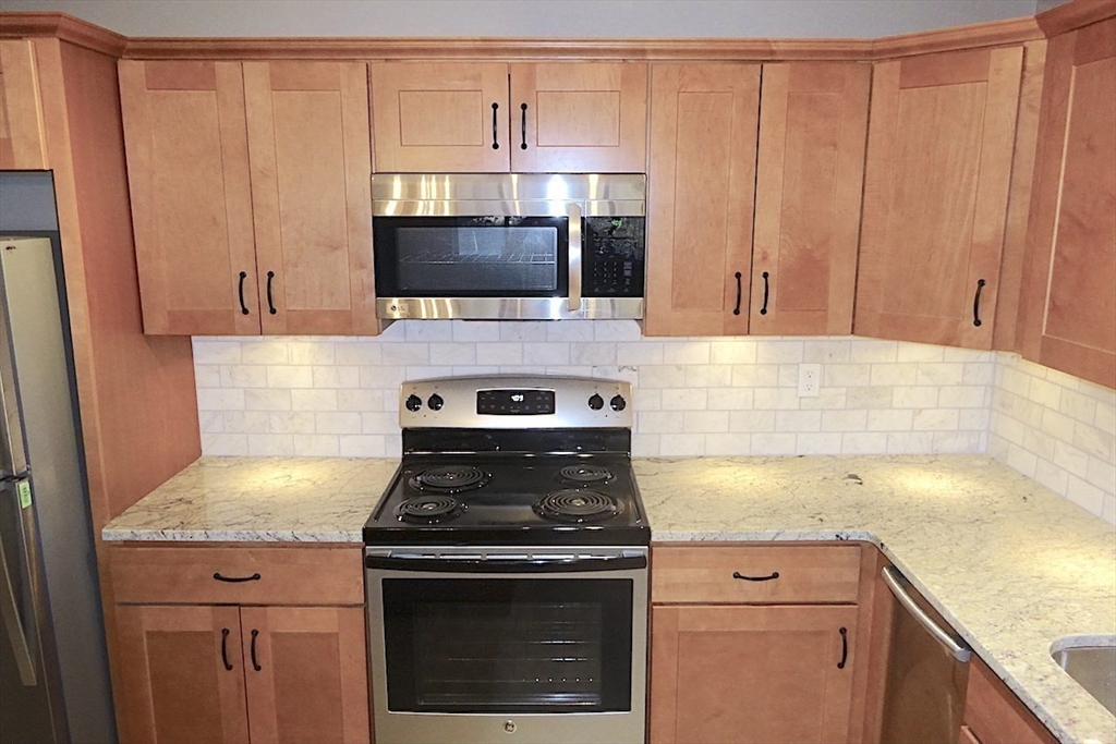 2 bed, 1 bath apartment for rent at 50 Water St Unit 25, Medford — photo 11 of 36