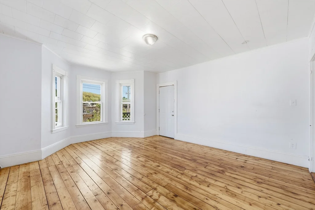 3 bed, 1 bath apartment for rent at 50 West St Unit 3, Fitchburg — photo 16 of 18