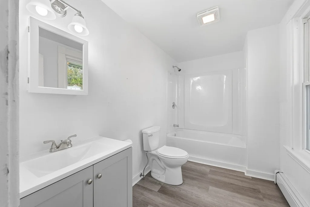3 bed, 1 bath apartment for rent at 50 West St Unit 3, Fitchburg — photo 6 of 18