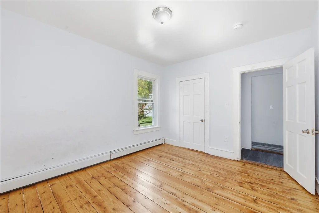 3 bed, 1 bath apartment for rent at 50 West St Unit 3, Fitchburg — photo 8 of 18
