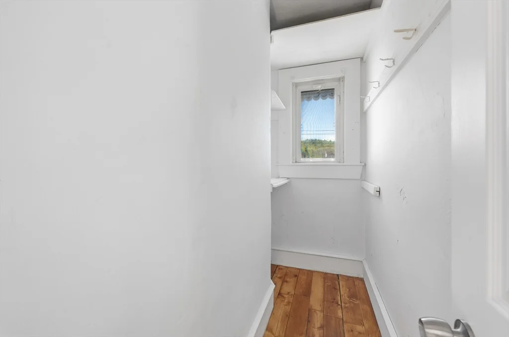 3 bed, 1 bath apartment for rent at 50 West St Unit 3, Fitchburg — photo 14 of 18