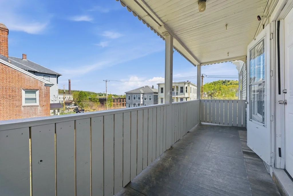 3 bed, 1 bath apartment for rent at 50 West St Unit 3, Fitchburg — photo 17 of 18
