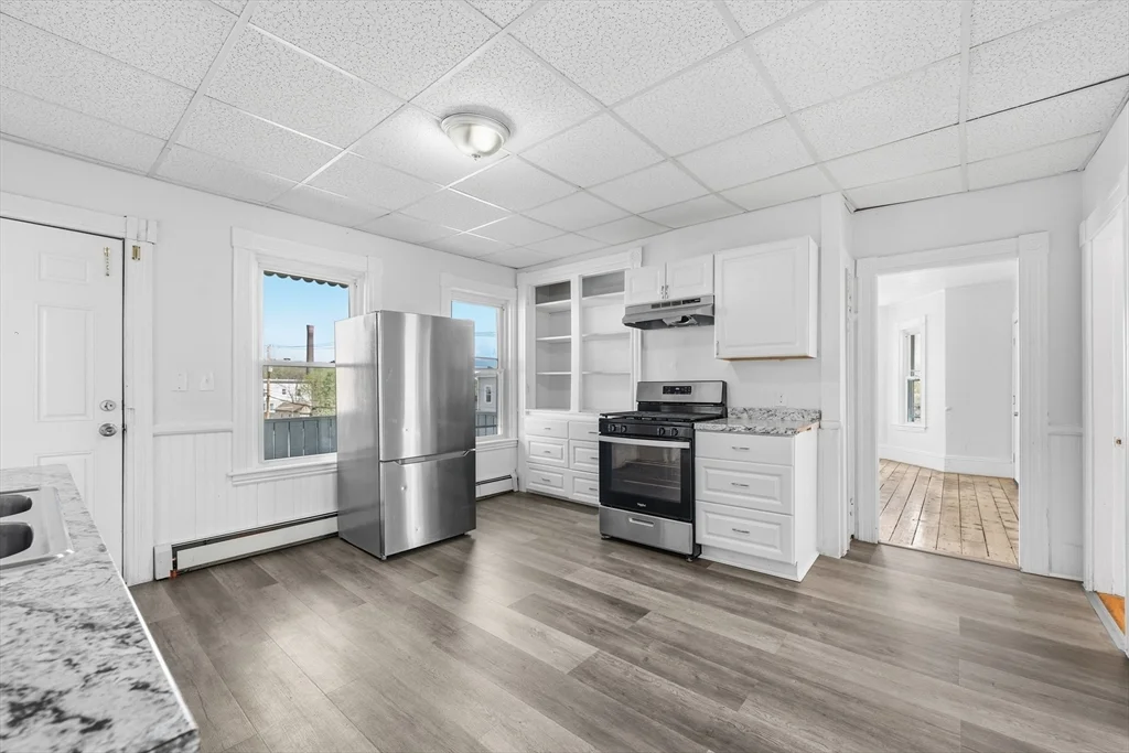 3 bed, 1 bath apartment for rent at 50 West St Unit 3, Fitchburg — photo 1 of 18