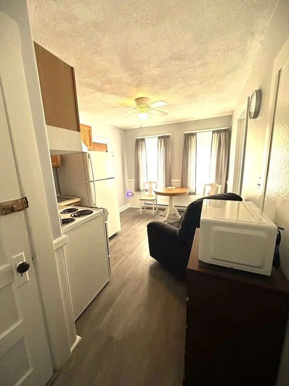 1 bed, 1 bath apartment for rent at 50 West St Unit studio, Middleboro — photo 3 of 12