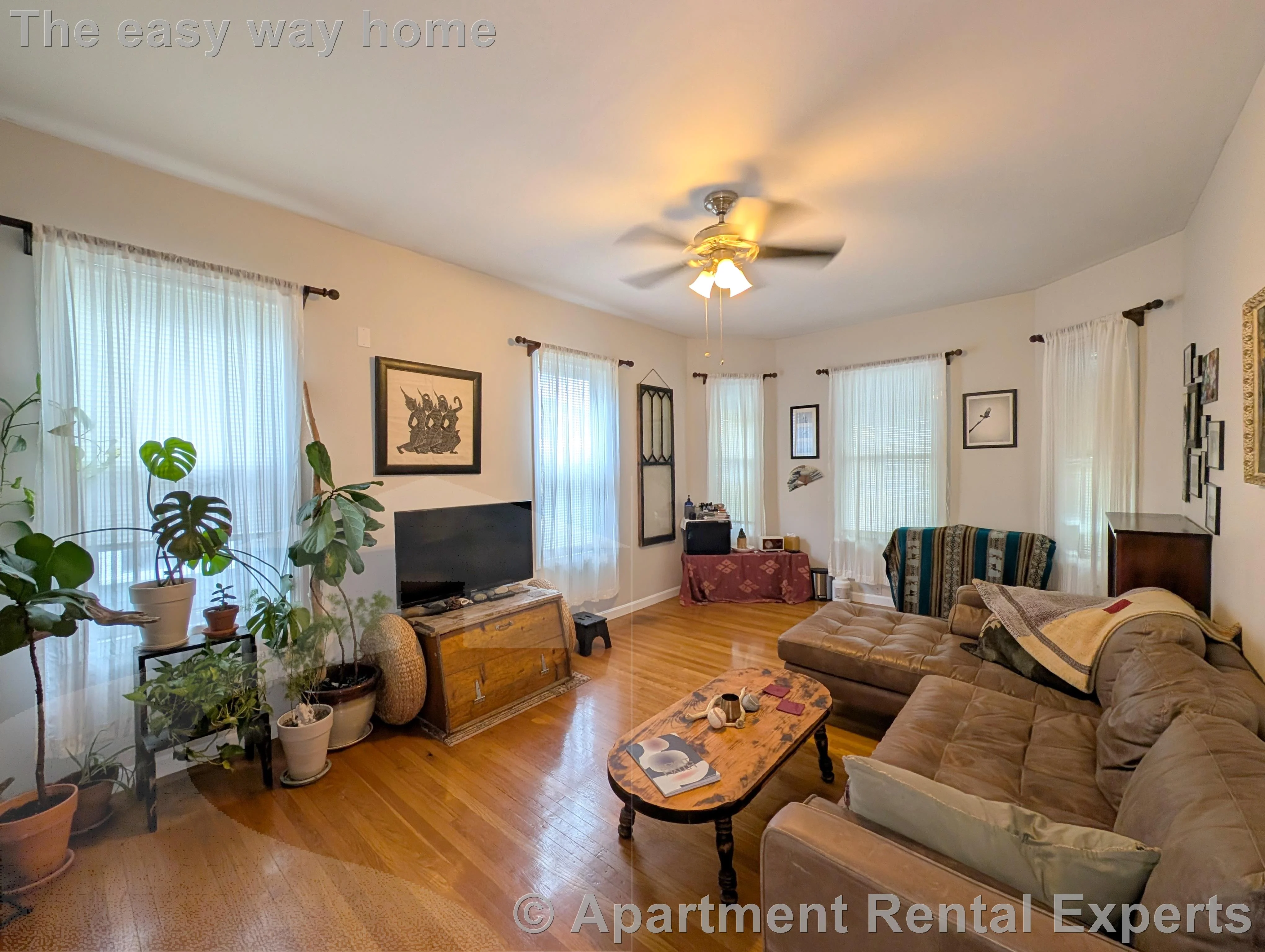 2 bed, 1 bath apartment for rent at 50 William St Unit 2, Magoun Square — photo 3 of 11