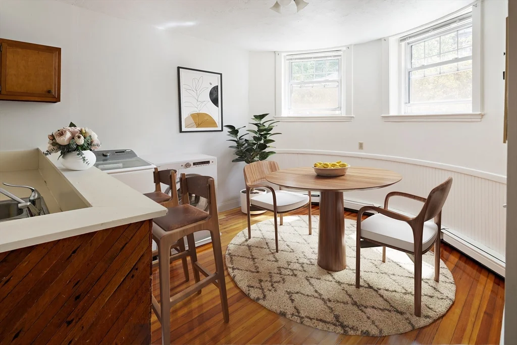 1 bed, 1 bath apartment for rent at 50 Williams St Unit 50B, Coolidge Corner — photo 1 of 8