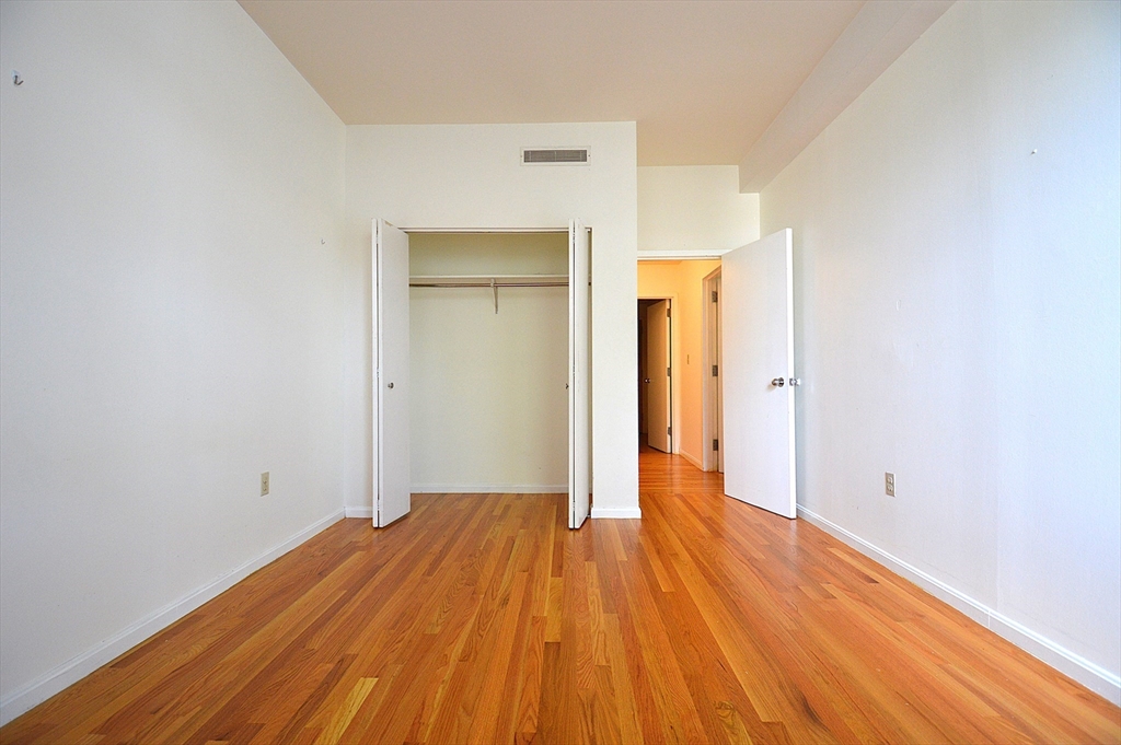 2 bed, 2 bath apartment for rent at 50 Winchester St Unit 206, Coolidge Corner — photo 11 of 13