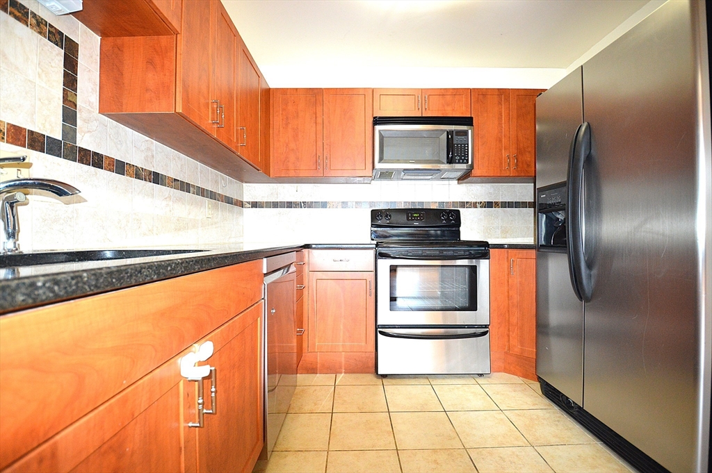 2 bed, 2 bath apartment for rent at 50 Winchester St Unit 206, Coolidge Corner — photo 6 of 13