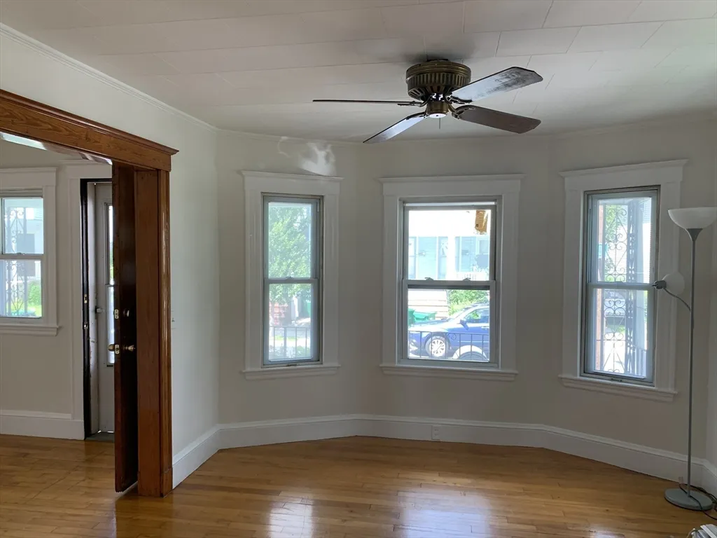 2 bed, 1 bath apartment for rent at 50 Windsor Rd Unit 1, South Medford — photo 27 of 42