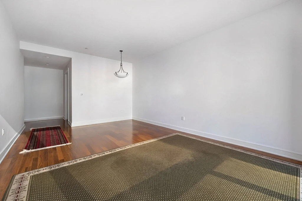 1 bed, 1 bath apartment for rent at 500 Atlantic Ave Unit 14E, Waterfront — photo 3 of 23