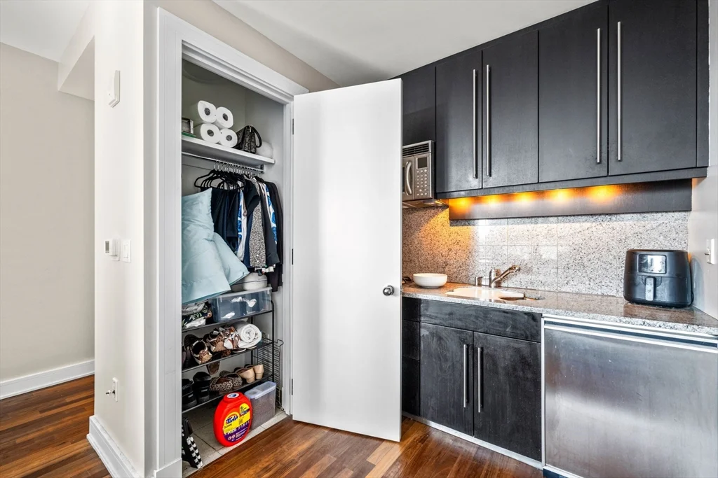 Studio bed, 1 bath apartment for rent at 500 Atlantic Ave Unit 14S, Boston Downtown