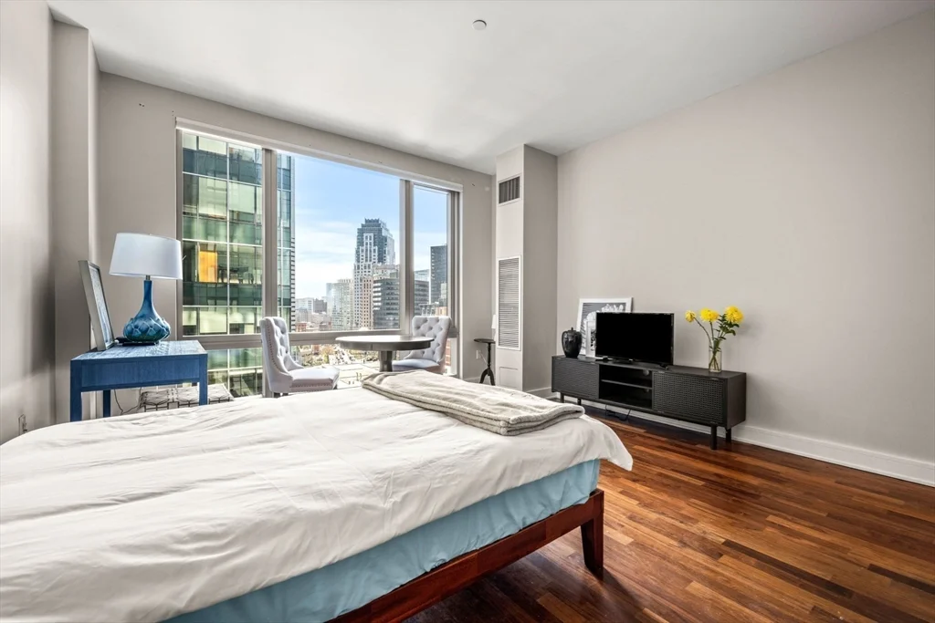 Studio bed, 1 bath apartment for rent at 500 Atlantic Ave Unit 14S, Boston Downtown — photo 7 of 21