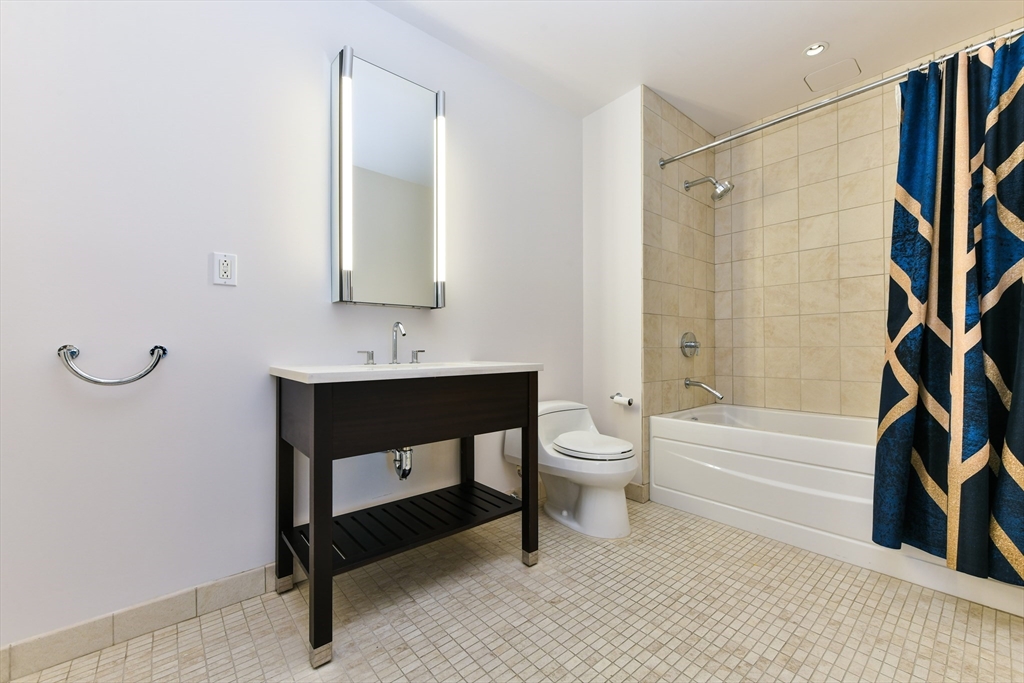 2 bed, 2 bath apartment for rent at 500 Atlantic Ave Unit 19F, Midtown — photo 20 of 24