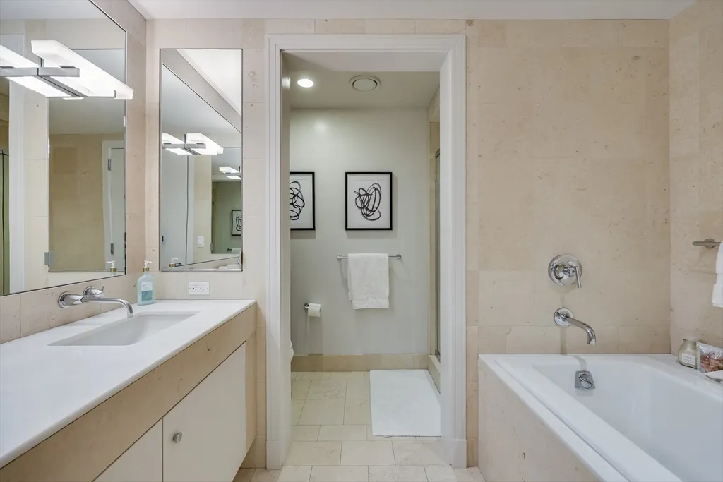 2 bed, 2 bath apartment for rent at 500 Atlantic Ave Unit PH20L, Waterfront — photo 10 of 12