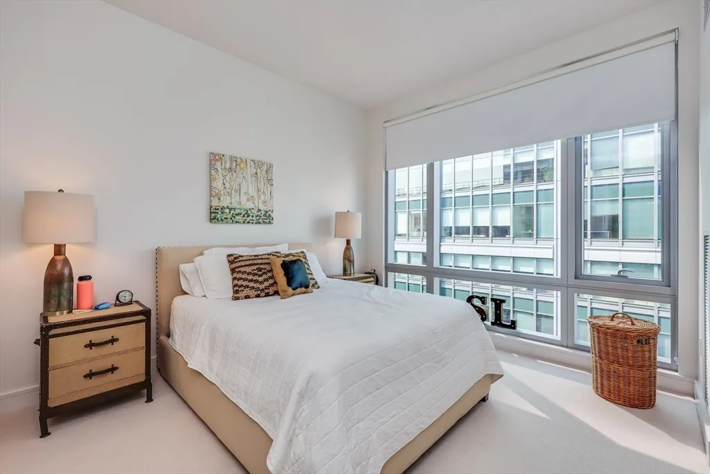 2 bed, 2 bath apartment for rent at 500 Atlantic Ave Unit PH20L, Waterfront — photo 2 of 12