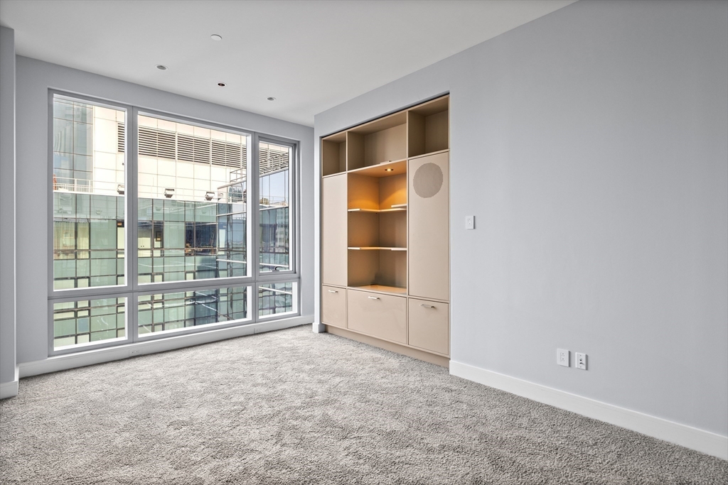 3 bed, 3 bath apartment for rent at 500 Atlantic Ave Unit PH21B, Waterfront — photo 22 of 30