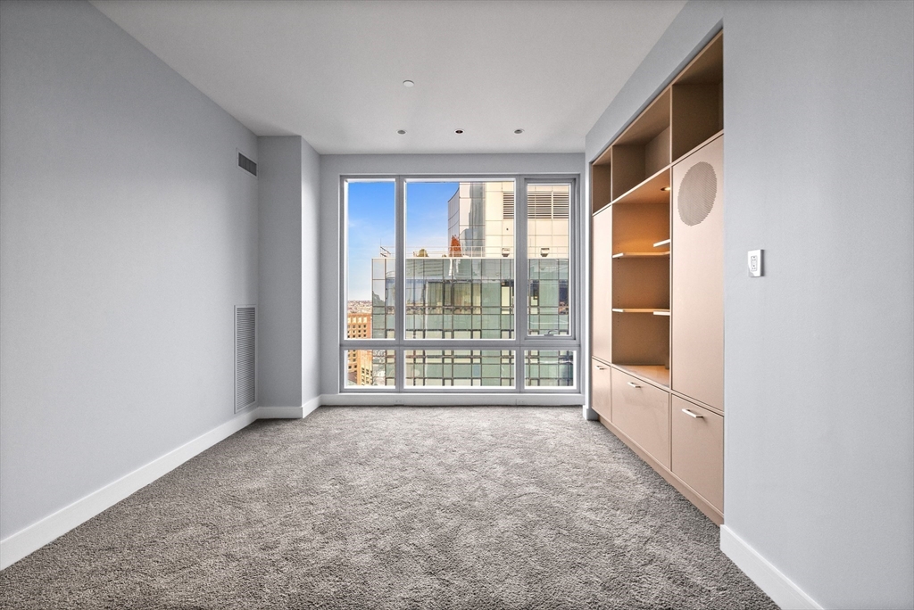 3 bed, 3 bath apartment for rent at 500 Atlantic Ave Unit PH21B, Waterfront — photo 21 of 30