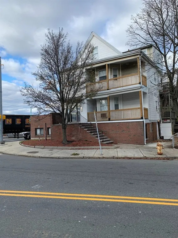 2 bed, 1 bath apartment for rent at 500 Beach Revere Unit 1, Revere — photo 7 of 8