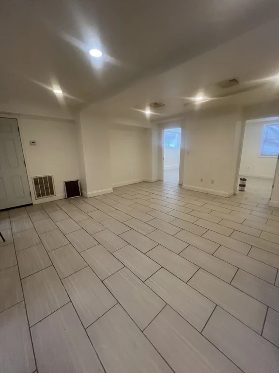 3 bed, 1 bath apartment for rent at 500 Beach St Unit 1, Revere — photo 5 of 7
