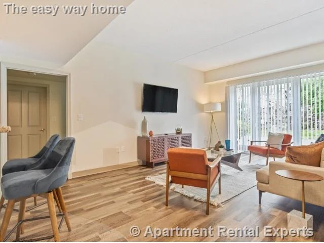 2 bed, 2 bath apartment for rent at 500 Broadway Unit 2BR, Malden — photo 6 of 9
