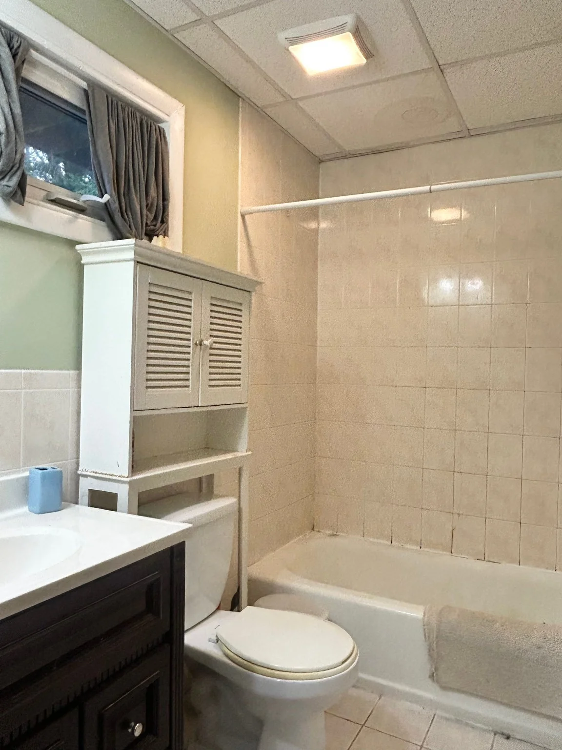 3 bed, 1 bath apartment for rent at 500 Centre St Unit 1, Newton Corner — photo 10 of 15