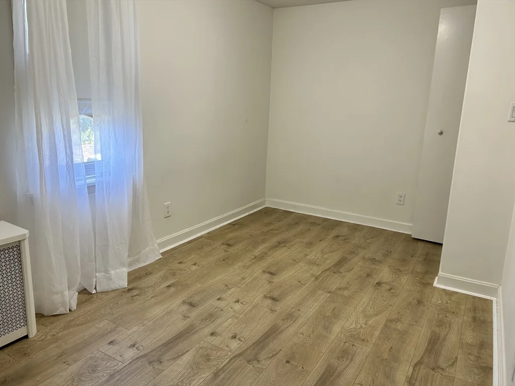 4 bed, 2 bath apartment for rent at 500 Lowell St, Lexington — photo 10 of 19