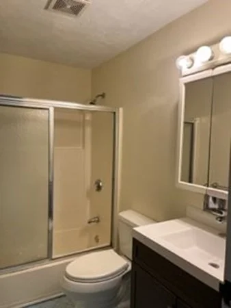2 bed, 1 bath apartment for rent at 500 North Shore Rd Unit 1C Top levl, Peabody — photo 10 of 10