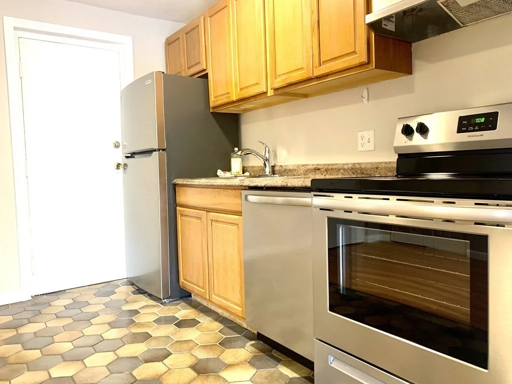 2 bed, 1 bath apartment for rent at 500 Revere Beach Blvd Unit 110, Revere — photo 5 of 25