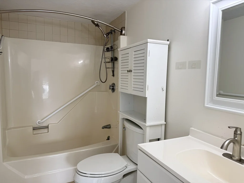 2 bed, 2 bath apartment for rent at 500 Salem St Unit 406, Medford — photo 7 of 12