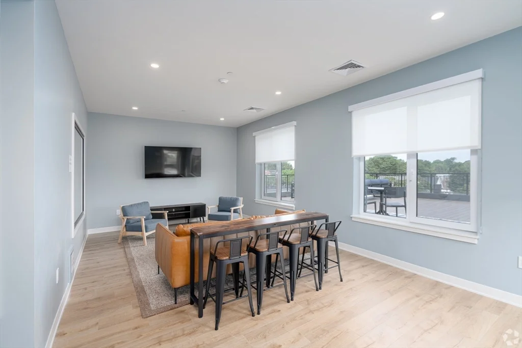1 bed, 1 bath apartment for rent at 500 Talbot Ave Unit 102, Dorchester — photo 8 of 17