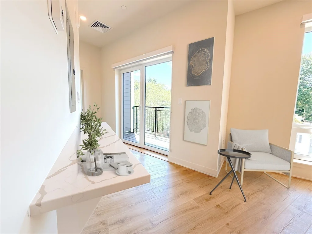 1 bed, 1 bath apartment for rent at 500 Talbot Ave Unit 402, Dorchester — photo 3 of 13