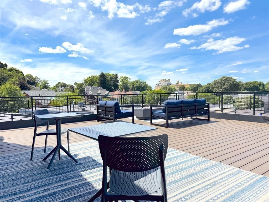 1 bed, 1 bath apartment for rent at 500 Talbot Ave Unit 402, Dorchester — photo 8 of 13