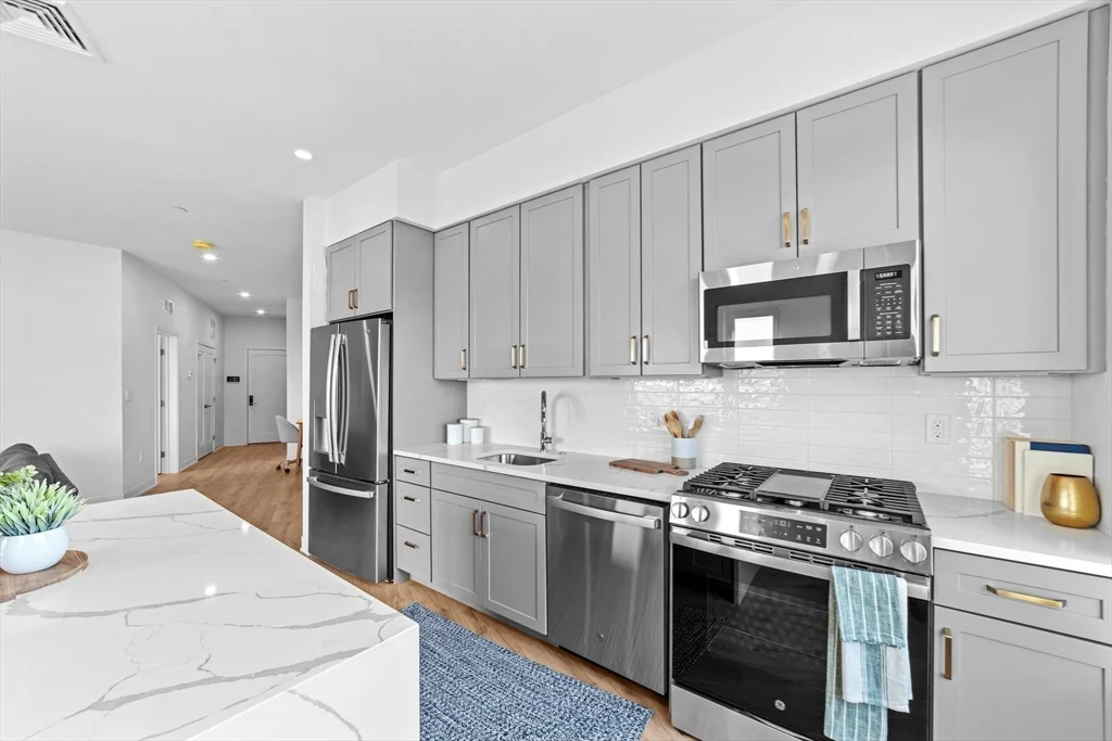 2 bed, 2 bath apartment for rent at 500 Talbot Ave Unit 404, Dorchester — photo 6 of 35