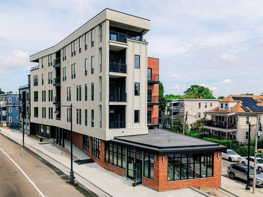 2 bed, 2 bath apartment for rent at 500 Talbot Ave Unit 404, Dorchester — photo 34 of 35