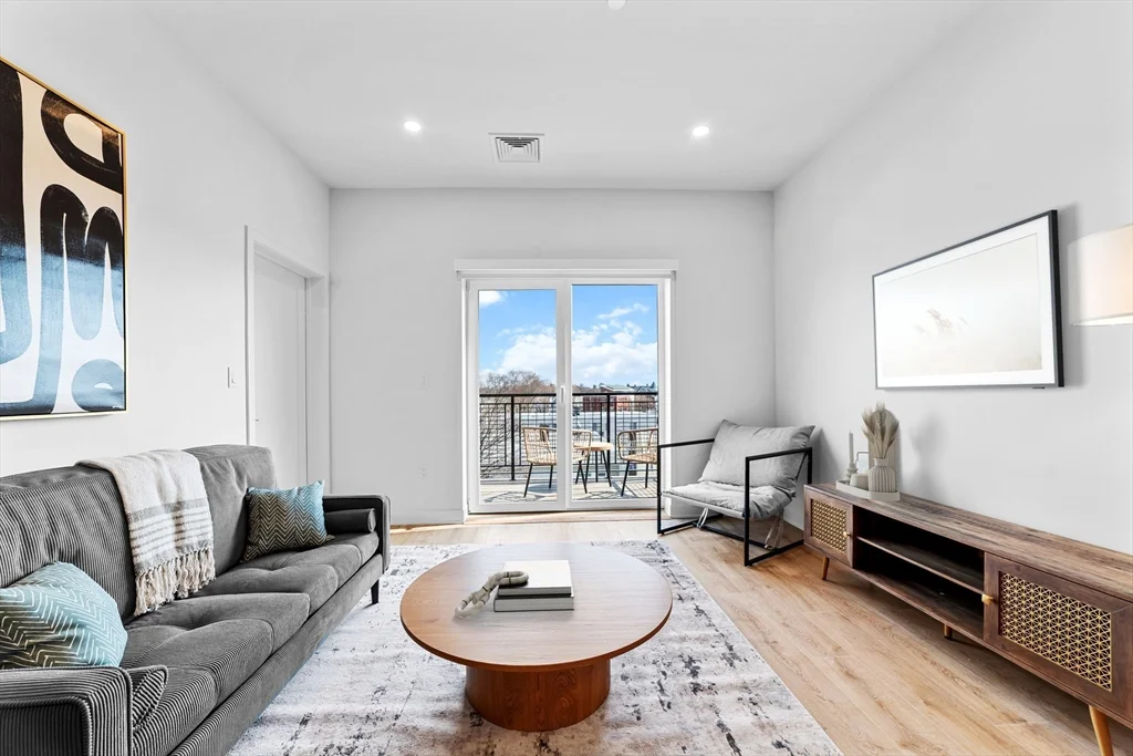 1 bed, 1 bath apartment for rent at 500 Talbot Ave Unit 406, Dorchester — photo 6 of 24
