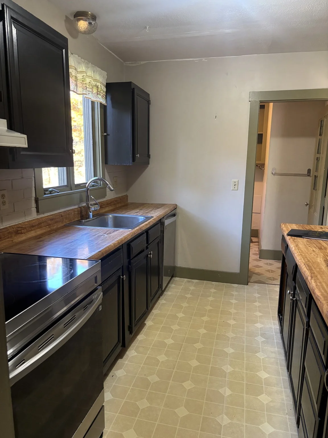 3 bed, 1 bath apartment for rent at 500 W Main St, Northborough — photo 19 of 31