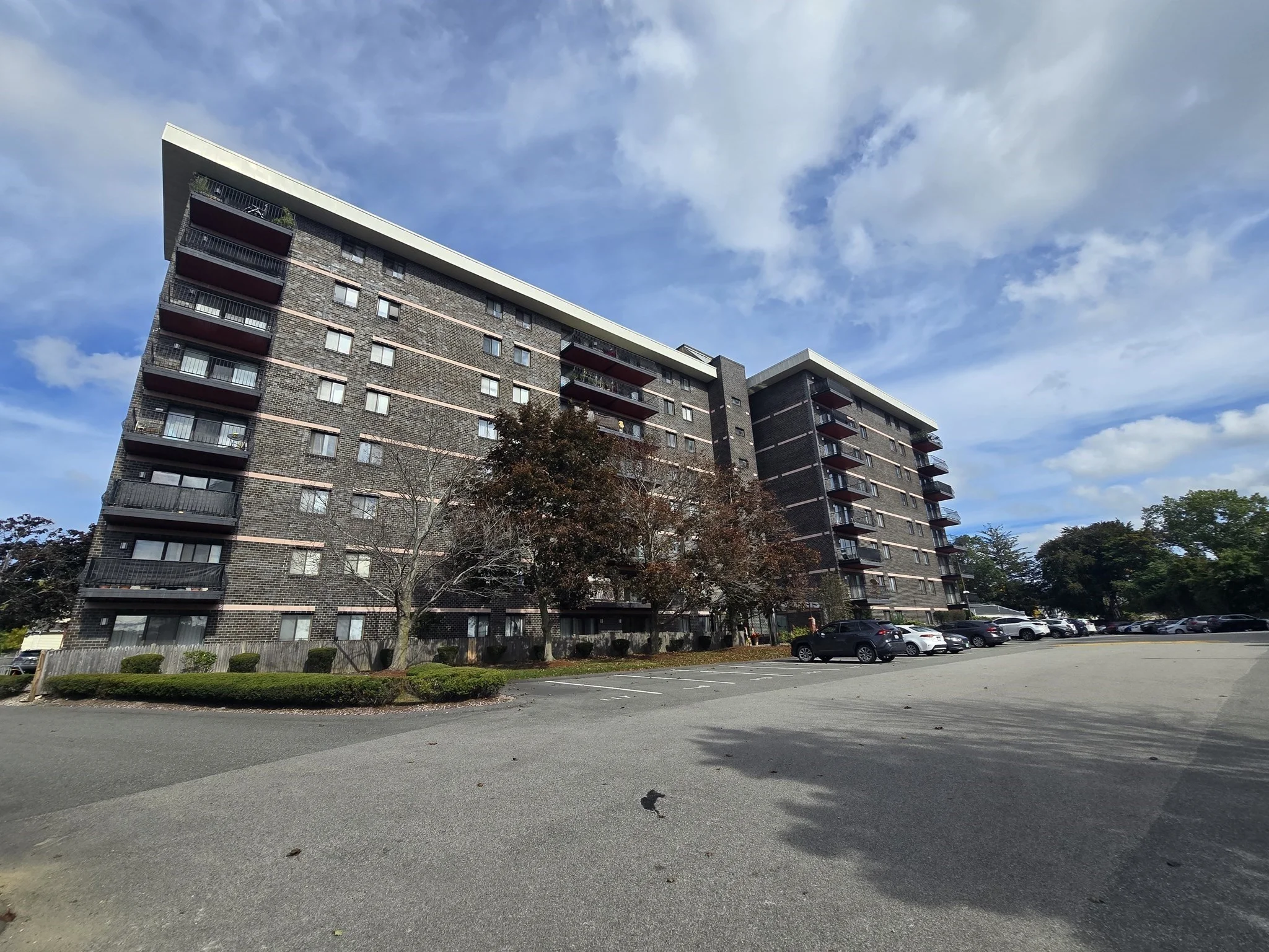 2 bed, 2 bath apartment for rent at 500 Washington St Unit 409, Quincy — photo 2 of 40