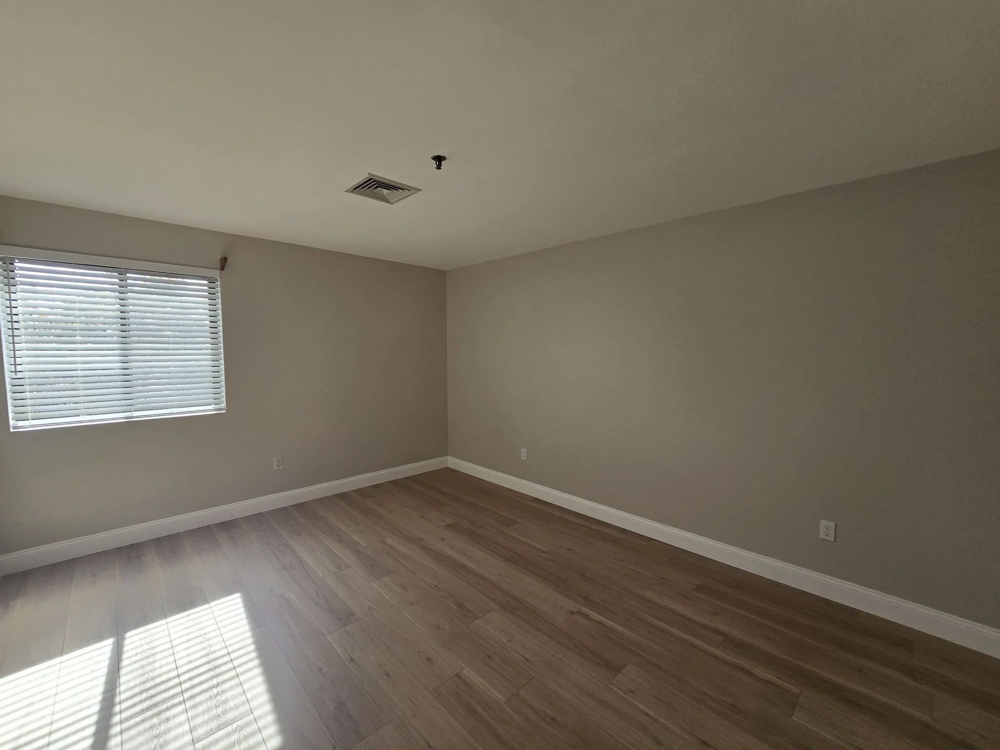 2 bed, 2 bath apartment for rent at 500 Washington St Unit 409, Quincy — photo 23 of 40